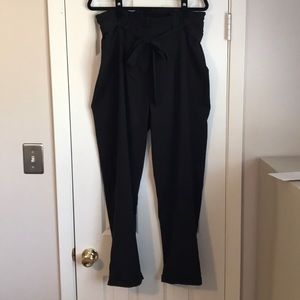 Women’s paper bag waisted trousers